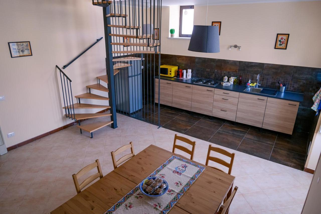 U Passiaturi Big House Apartment Катания Екстериор снимка