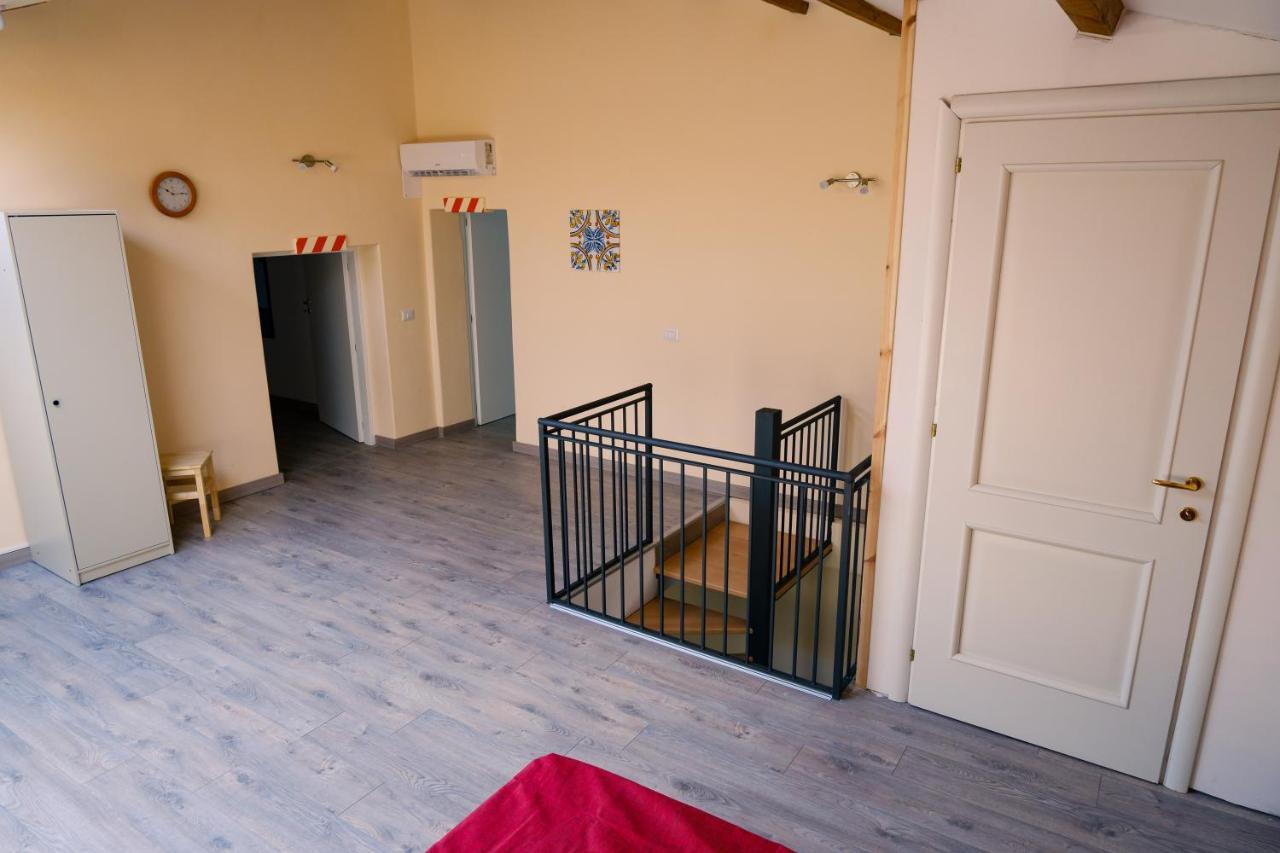 U Passiaturi Big House Apartment Катания Екстериор снимка